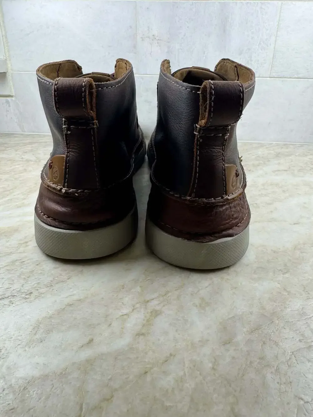 Clarks Collection Gereld Mid Leather Chukka Boots Brown Men’s Size 12M Casual